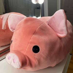 Japanese Round 1 Plushies Pink Pig
